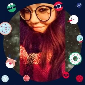 Meet your Posher, Michaela